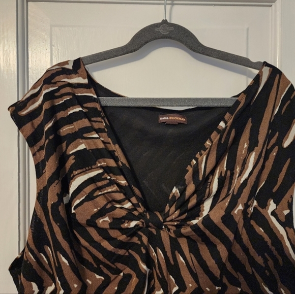 FANTASTIC Dana Buchman Zebra type print yet elegant professional trendy cute - Picture 3 of 9